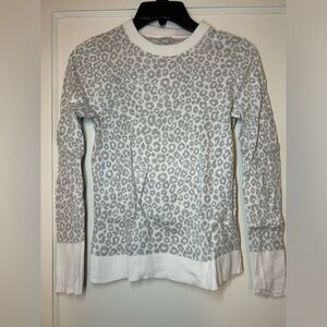 Women’s A New Day Animal Print White Gray Sweater Size XS